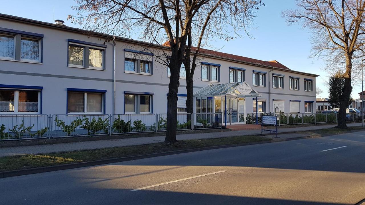 Hotel Sturm Тангермюнде Экстерьер фото
